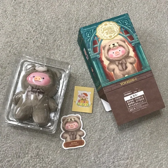 Lulu The Piggy Vintage Teddy Shop Vinyl Face Plush Pendant Blind Box Witty Teddy - Picture 2 of 16